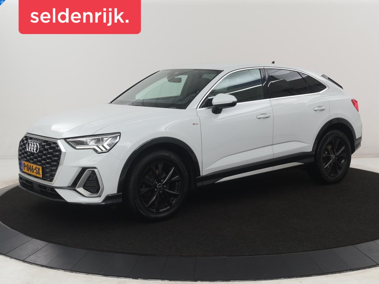 Audi Q3 Sportback - 35 TFSI S Edition Camera | Adaptive cruise control | Carplay | Stoelverwarming | Elektrisc - AutoWereld.nl