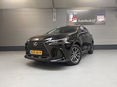 Lexus NX - 450h+ AWD LUXERY/1500 KG AHW/TREKH/DODE HOEK/LEER/ENZ