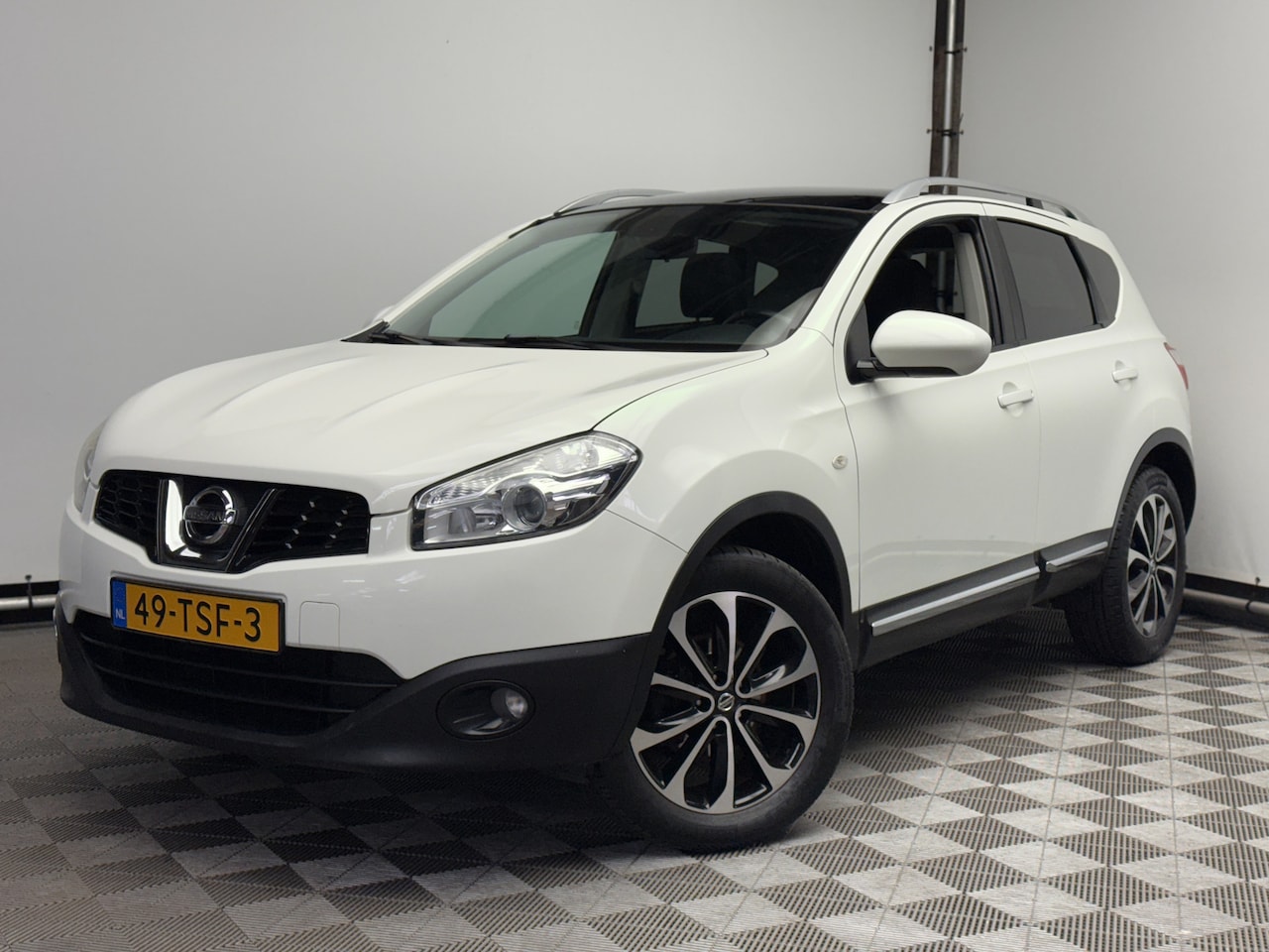 Nissan Qashqai - 1.6 Connect Edition Camera Trekhaak ECC NL Auto - AutoWereld.nl