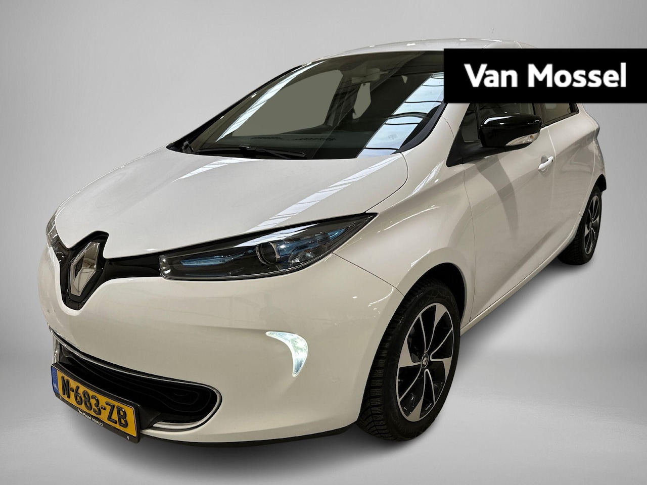 Renault Zoe - R90 Intens 41 kWh (ex Accu) 93PK | Navigatie | Climate Control | Huuraccu vanaf €64,- p.m. - AutoWereld.nl