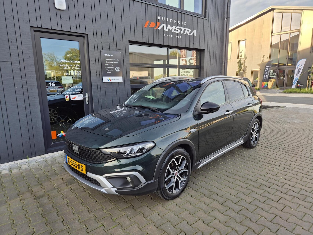 Fiat Tipo Cross - 1.0 Cross Final|Trekhaak|Camera|Stoelverwarming|Navi| - AutoWereld.nl