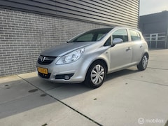Opel Corsa - 1.4-16V APK NAP 5 Deurs Airco E-Ramen Trekhaak