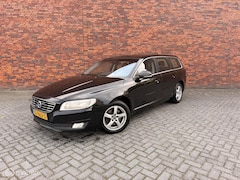 Volvo V70 - 2.0 T5 Summum LPG Automaat Leer
