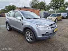 Chevrolet Captiva - 3.2 V6 - 7-Persoons - Handel / Export / Zo mee