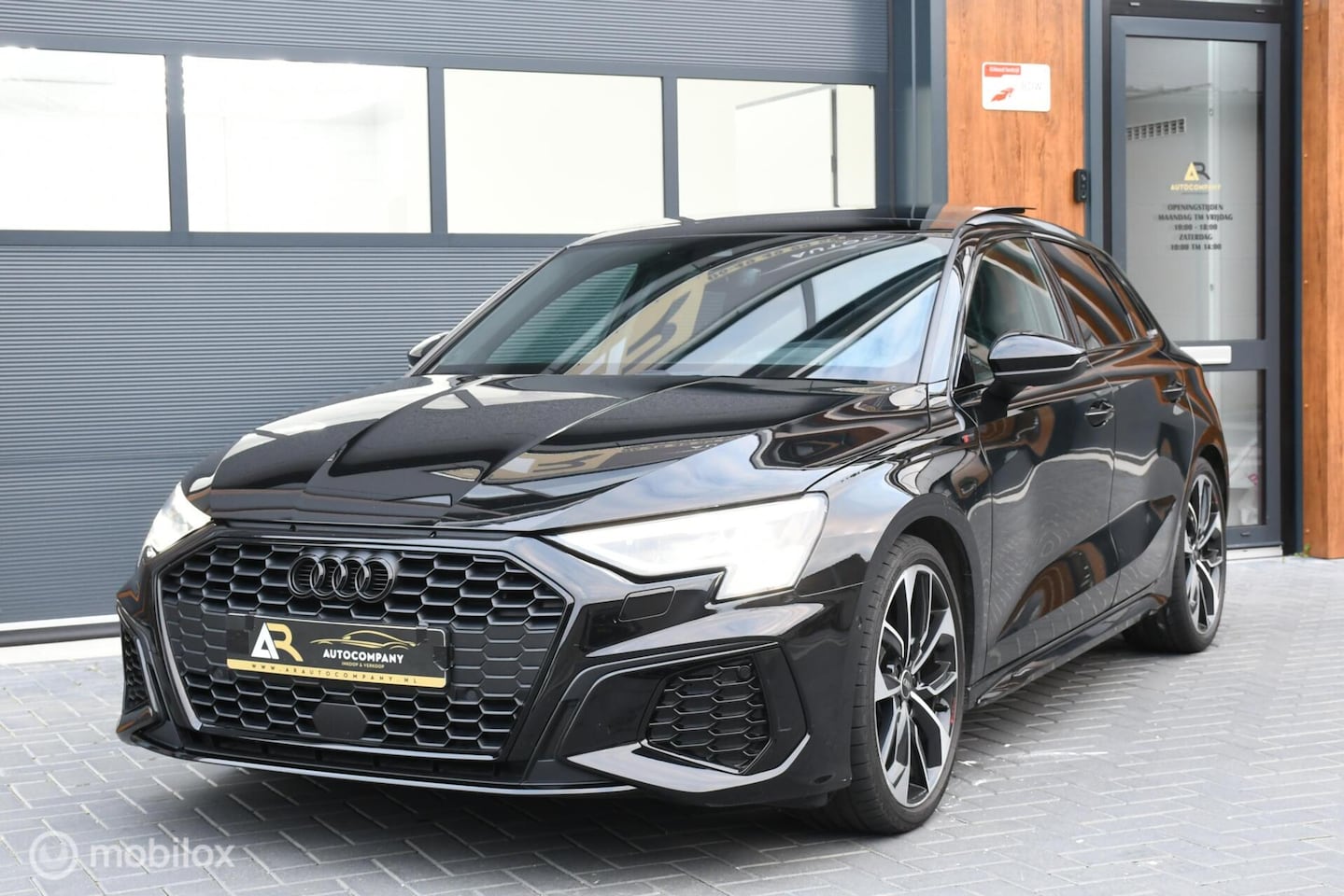 Audi A3 Sportback - 2.0 TDI 150PK S line Automaat Matrix LED - AutoWereld.nl