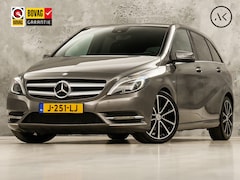 Mercedes-Benz B-klasse - 200 AMG Sport 157Pk (GROOT NAVI, CLIMATE, CAMERA, HARMAN/KARDON, GETINT GLAS, STOELVERWARM