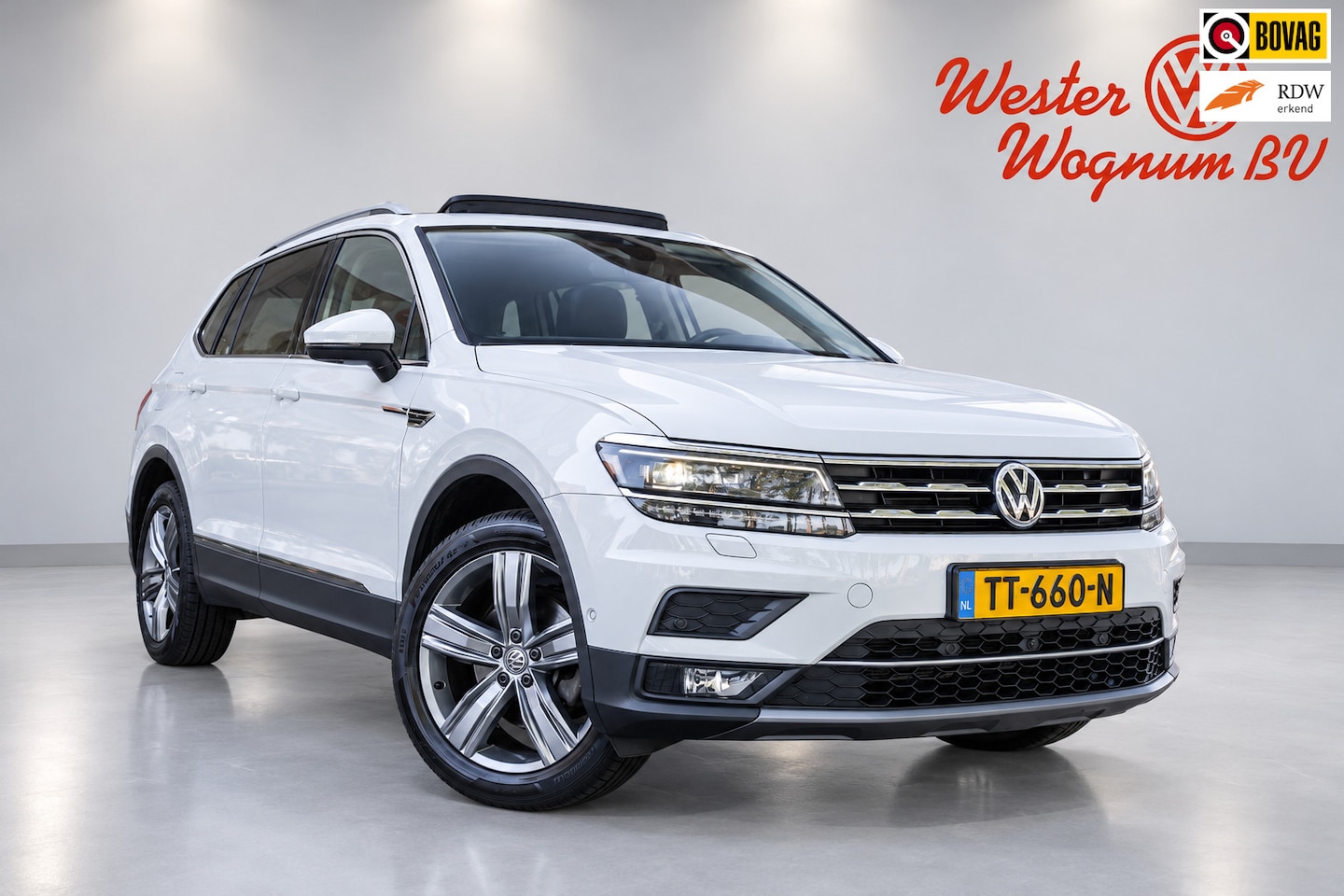 Volkswagen Tiguan Allspace - 1.4 TSI Highline | 7 persoons | Aut. | Panoramadak | LED | Cruise contr. | PDC - AutoWereld.nl