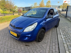 Hyundai i20 - 1.2i ActiveVersion *INRUILER