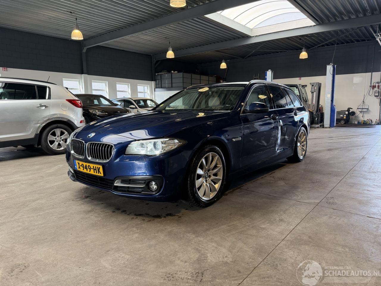 BMW 5-serie Touring - 520d High Executive 520D High Executive - AutoWereld.nl