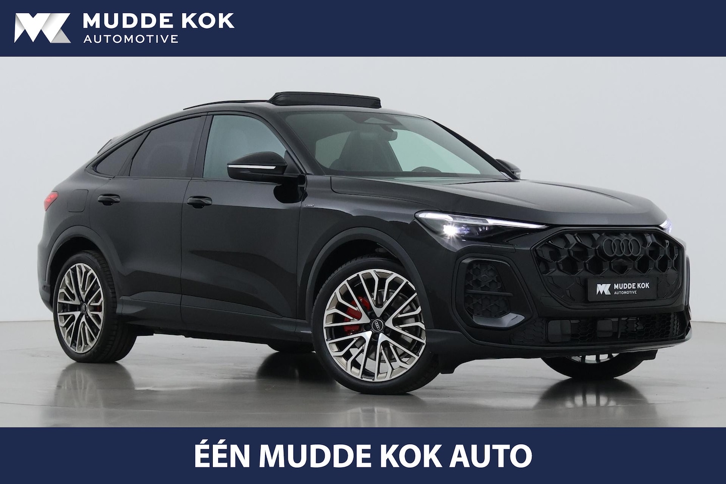 Audi Q5 Sportback - Quattro S edition Competition | B&O | Passenger Display | Trekhaak | Luchtvering | Panoram - AutoWereld.nl