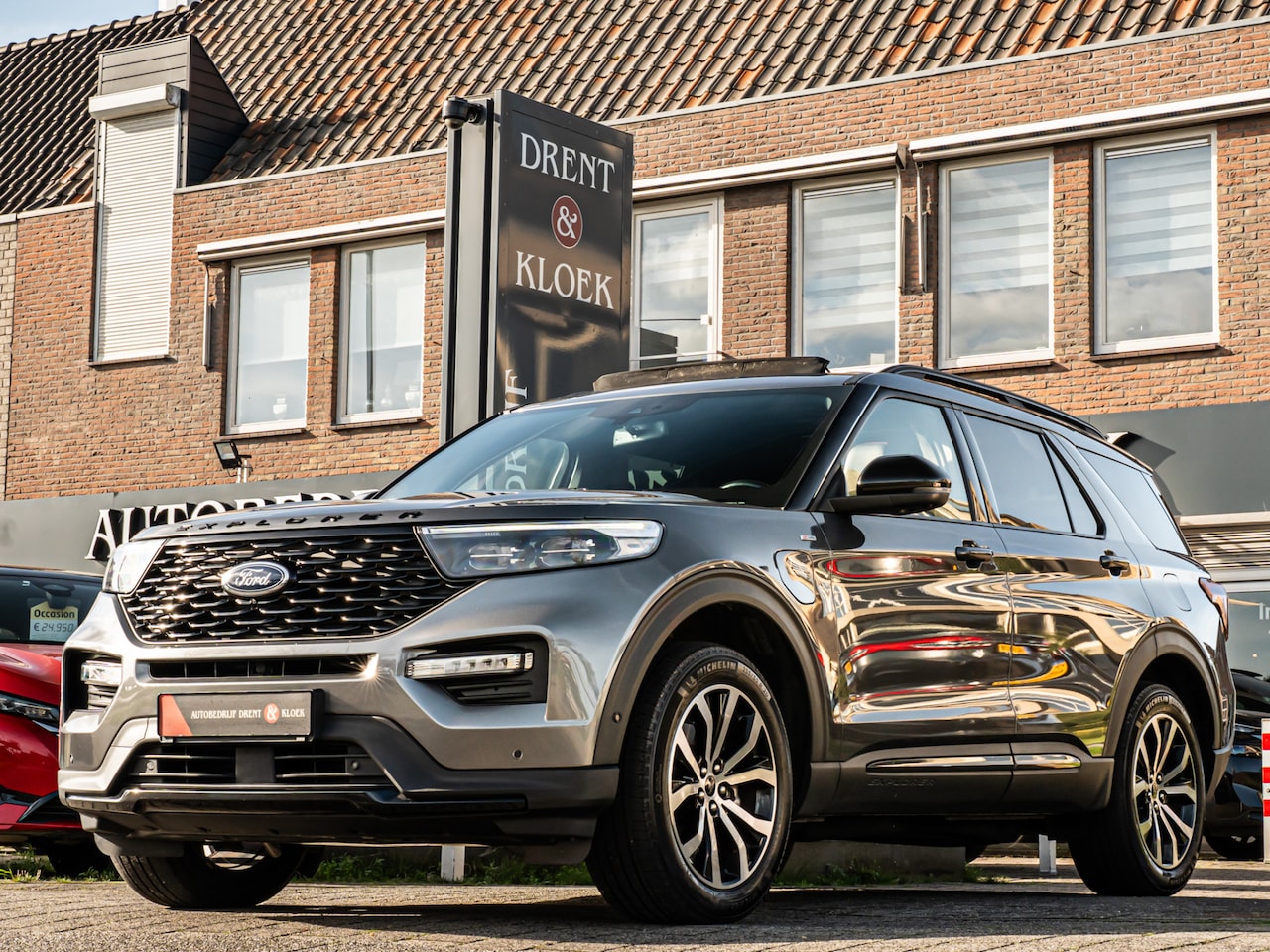 Ford Explorer - 3.0 V6 EcoBoost PHEV ST-Line B&O AUDIO PANO 20 INCH ELEK STOELEN CARPLAY LED BOMVOL!! - AutoWereld.nl