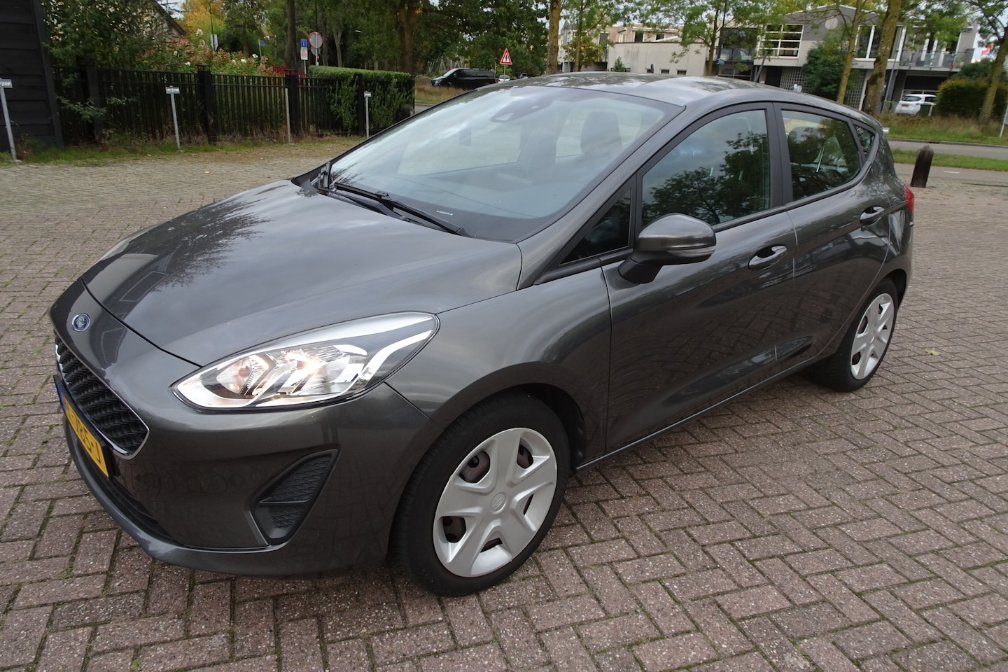 Ford Fiesta - 1.1 Trend 5 Drs * AIRCO * NAVI * El ramen * - AutoWereld.nl