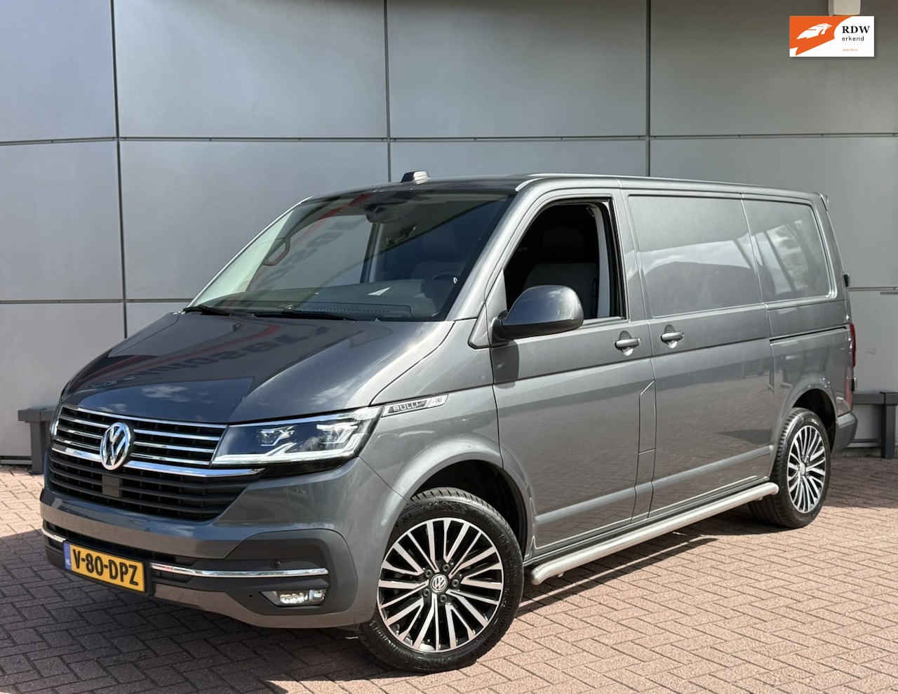 Volkswagen Transporter - 2.0 TDI 150 PK DSG 28 Bulli 2 x Schuifdeur - AutoWereld.nl