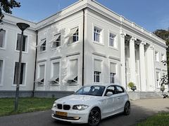 BMW 1-serie - 116 i AUT, MOOI ZWART LEDER, XENON