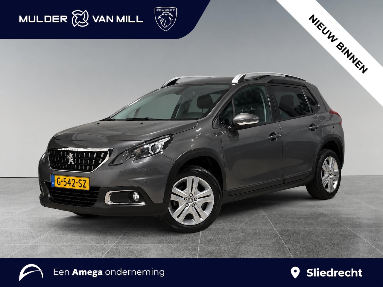 Peugeot 2008 - Signature 1.2 Turbo 110pk | UNIEKE KM-STAND! | APPLE CARPLAY / ANDROID AUTO | TREKHAAK | - AutoWereld.nl