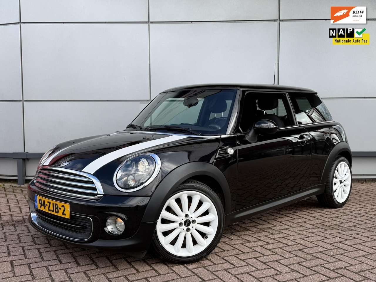 MINI One - Mini 1.6 Chili | Xenon | Klimaat regeling | Perfect onderhouden | - AutoWereld.nl