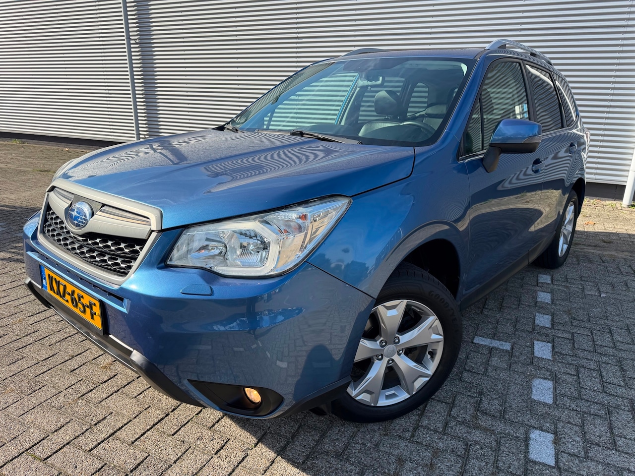 Subaru Forester - 2.0 150PK Autom.Executive,Panorama,Navigatie,Achteruitrijcamera,trekhaak,Leder/Stoelverwar - AutoWereld.nl