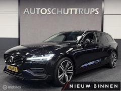 Volvo V60 - 2.0 B3 Momentum Advantage ORIGINEEL NL / LEDEREN INTERIEUR / STOEL+STUURVERWARMING