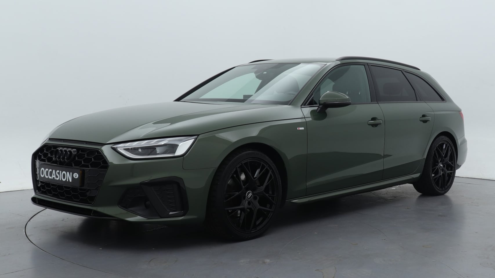 Audi A4 Avant - 35 TFSI S edition Competition | Comfortsleutel | 19" LMV | PDC v+a | - AutoWereld.nl