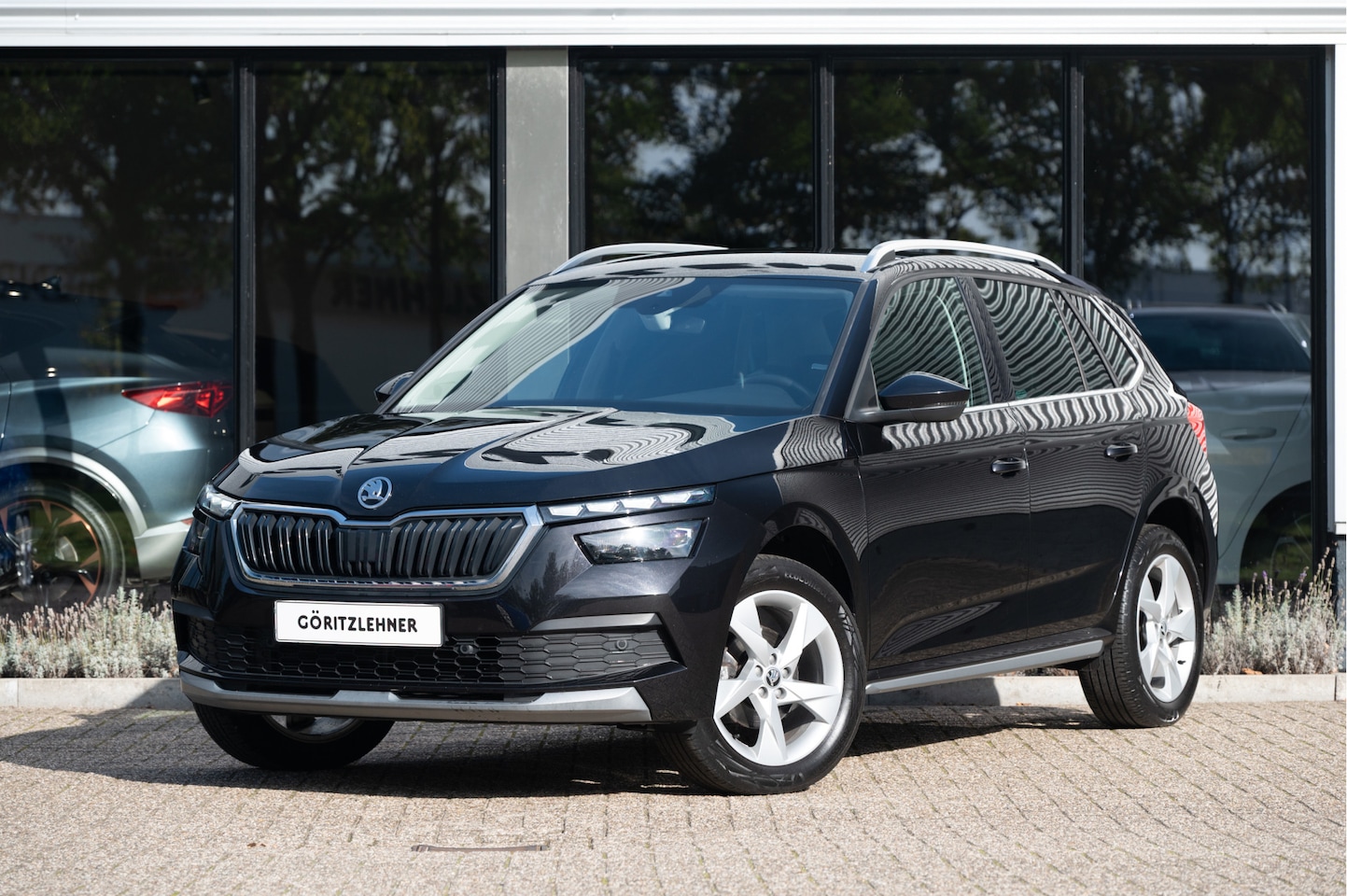 Skoda Kamiq - 1.0 TSI Style DSG | Trekhaak | Camera | AppConnect | Stoelverw. | - AutoWereld.nl