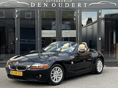 BMW Z4 Roadster - 2.2i S AUT. ELEC. DAK / NAVI / LEER / NIEUWSTAAT