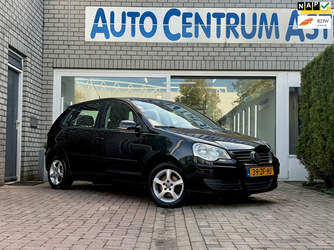 Volkswagen Polo - 1.4-16V Optive 1.4-16V Optive - AutoWereld.nl