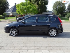 Hyundai i30 CW - 1.6i Blue Dynamic