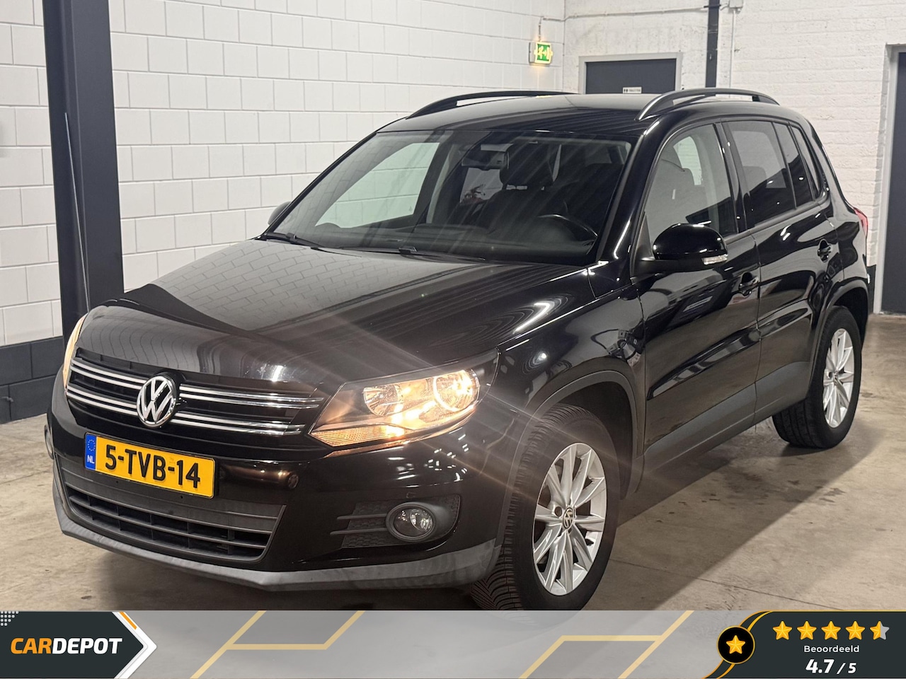 Volkswagen Tiguan - 2.0 TSI Track&Field 4Motion - AutoWereld.nl