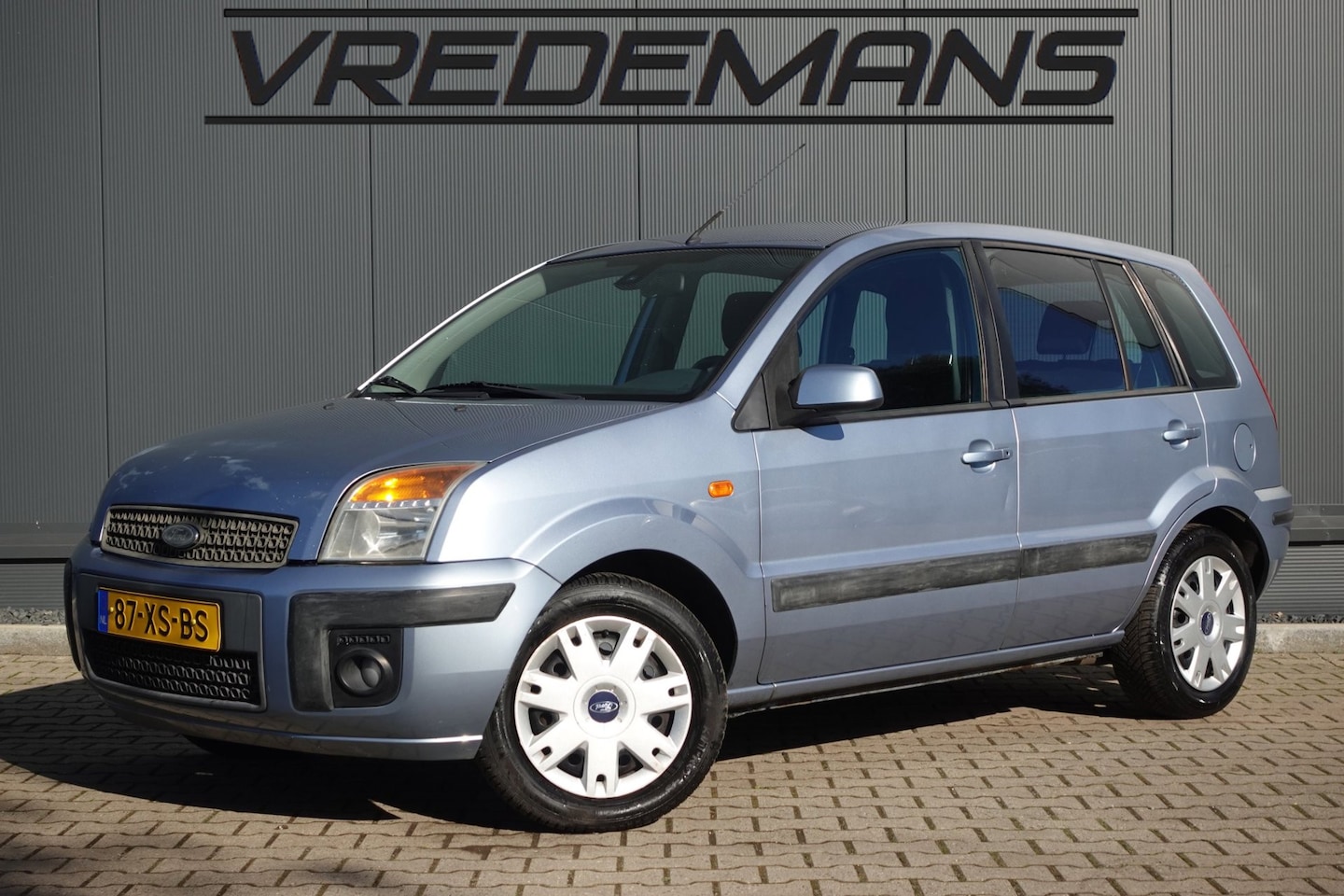 Ford Fusion - 1.6-16V Ghia 1.6-16V Ghia - AutoWereld.nl