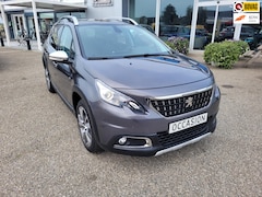 Peugeot 2008 - 1.2 PureTech Allure CROSSWAY Treekhak ALCANTARA LEER / NAVIGATIE / CAMERA / AUOTMAAT