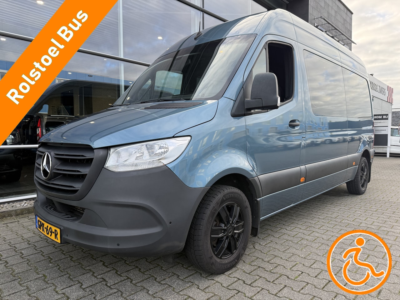 Mercedes-Benz Sprinter - Rolstoelbus / Personenbus 314 2.2 CDI L2H2 FWD (Mooie stoere rolstoelbus met veel fijne op - AutoWereld.nl