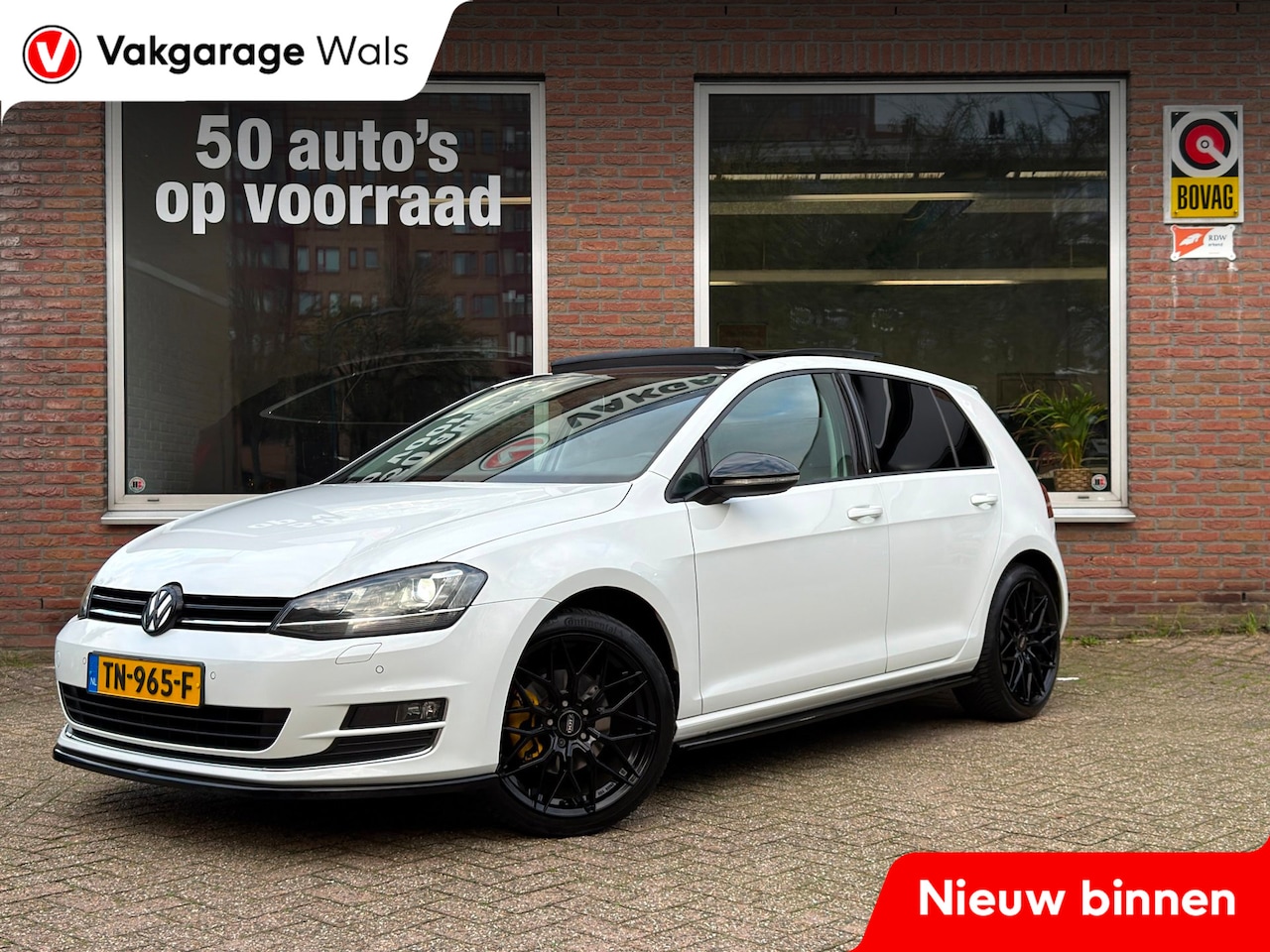 Volkswagen Golf - 1.4 TSI Highline | Panoramadak | Airco | Navi | Maxton | Helix | Stoelverwarming - AutoWereld.nl