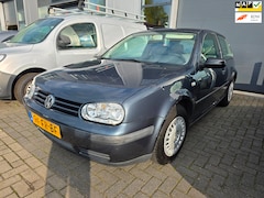 Volkswagen Golf - 1.4-16V *apk:10-2027