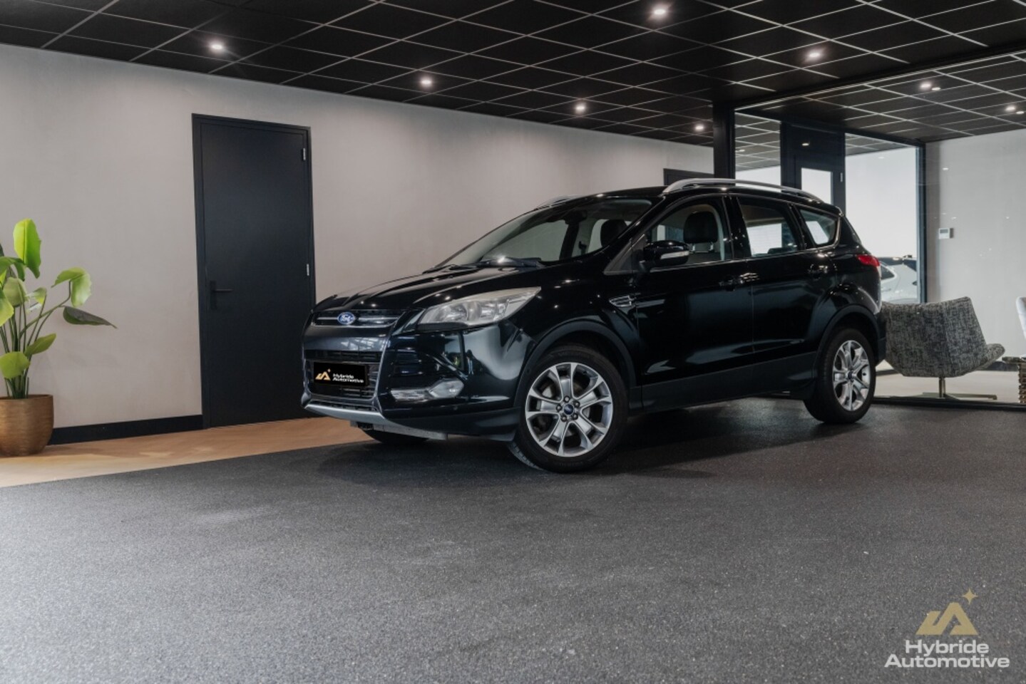 Ford Kuga - 1.6 Titanium | NAP | Camera | Trekhaak | Keyless - AutoWereld.nl