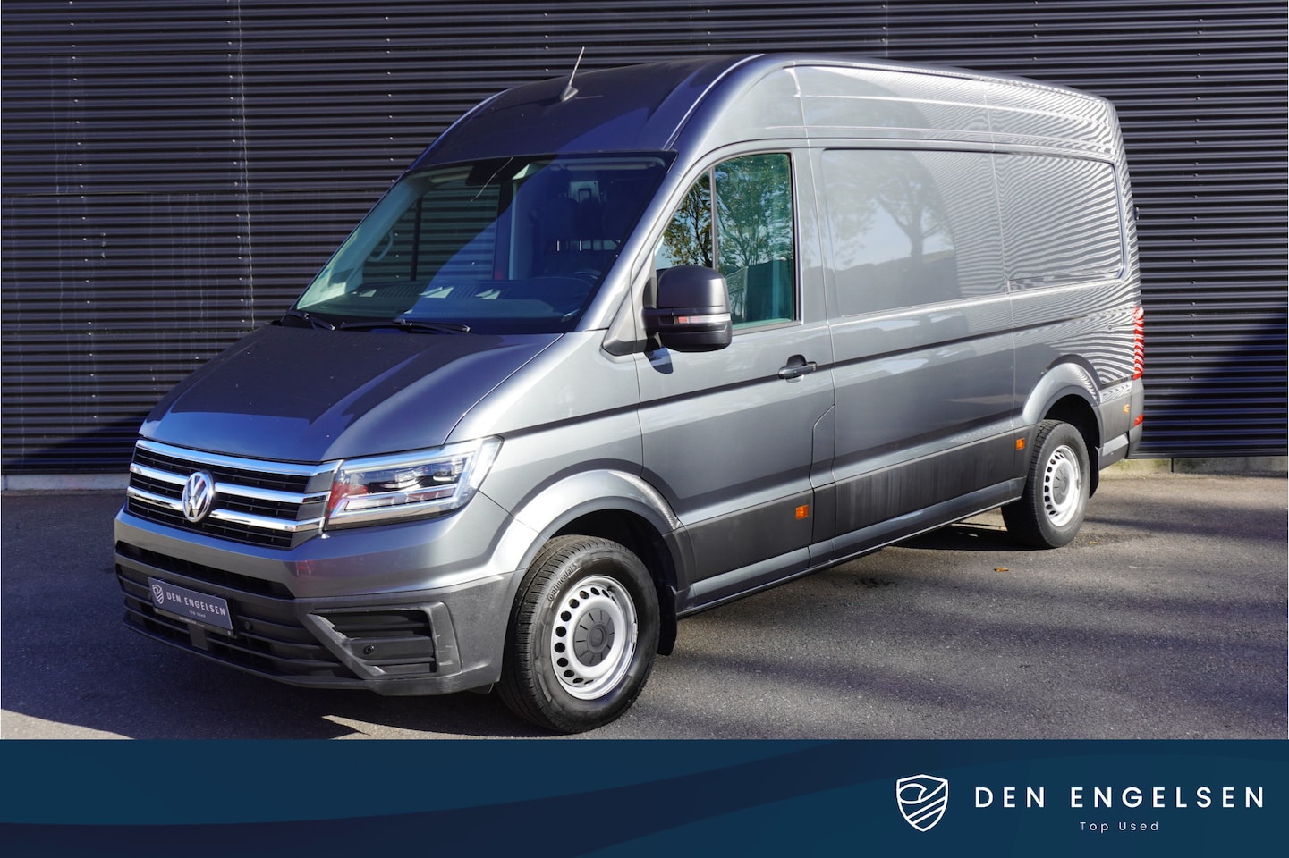 Volkswagen Crafter - 180pk Automaat L3H3/L2H2 LED Apple Carplay Camera Navigatie Parkeersensoren Stuur + Stoelv - AutoWereld.nl