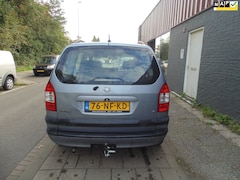 Opel Zafira - 1.6-16V Comfort Navigator met airco 7 set