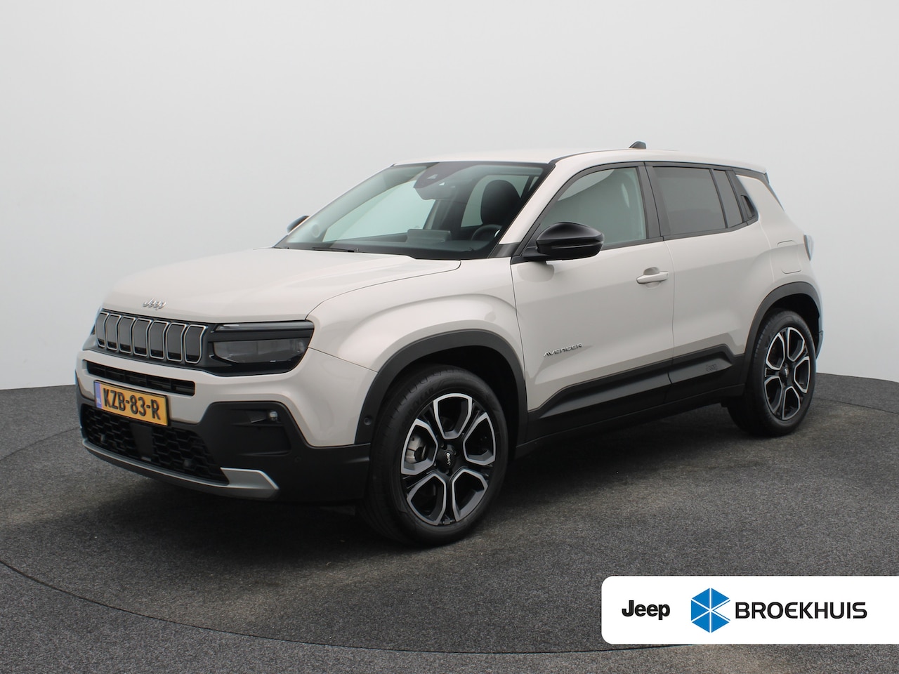 Jeep Avenger - 1.2 e-Hybrid Summit | Automaat | Carplay | Camera | Adaptieve cruise | Navi | Clima | 18" - AutoWereld.nl