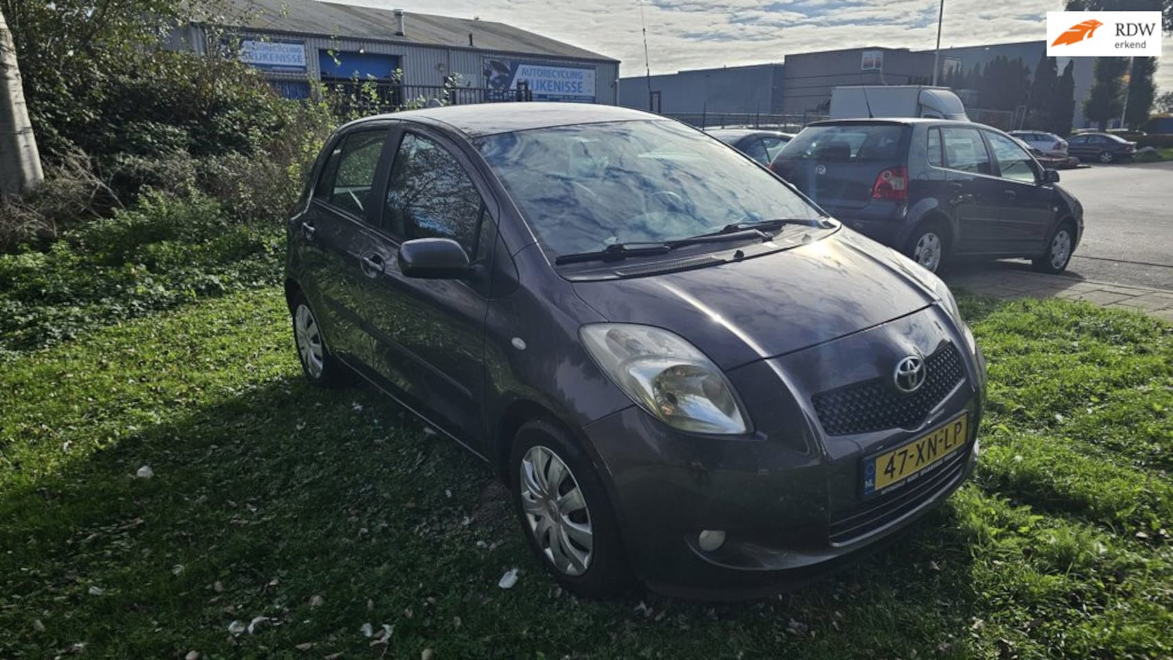 Toyota Yaris - 1.3 VVT-i Sol 1.3 VVTi Sol - AutoWereld.nl