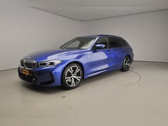 BMW 3-serie Touring - 320i | M-Sportpakket | LED | Navigatie | Panoramadak | trekhaak | Stoelverwarming | DAB |