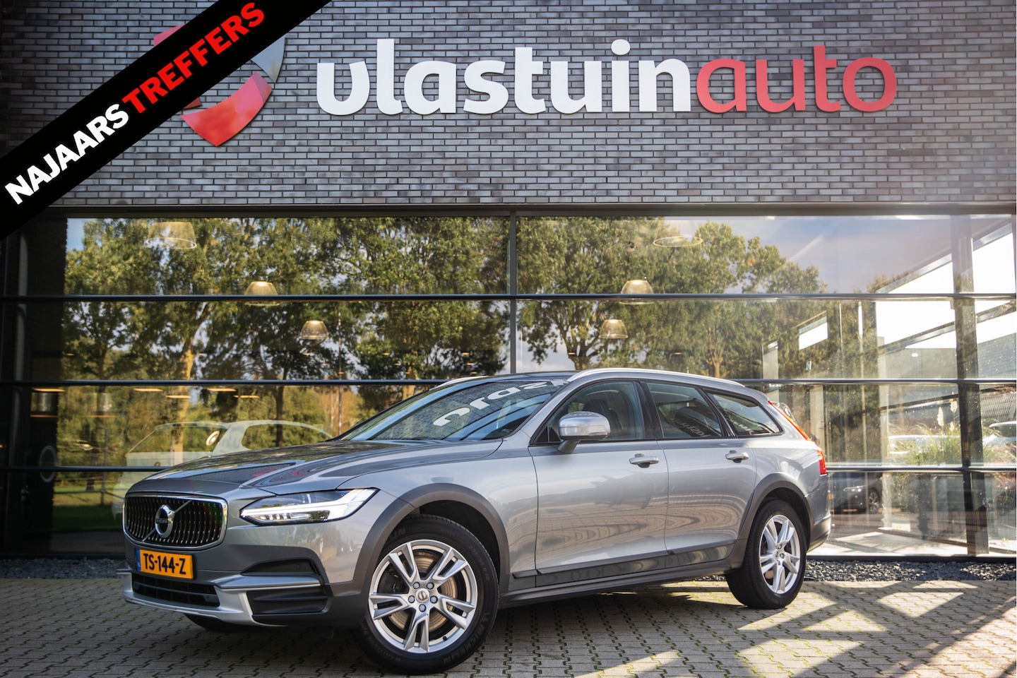 Volvo V90 Cross Country - 2.0 T5 2.0 T5 , Trekhaak, Cruise control, Achteruitrijcamera, Lane assist, Stoelverwarming, - AutoWereld.nl