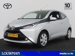 Toyota Aygo - 1.0 VVT-i x-play Automaat | Airco | Achteruitrijcamera | Bluetooth | Elektrische ramen voo