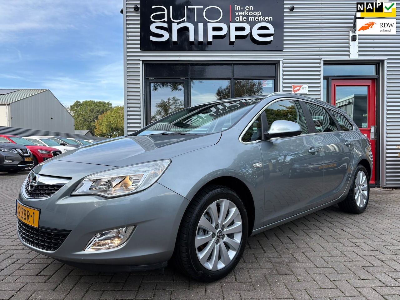 Opel Astra Sports Tourer - 1.4 Cosmo -CLIMA-CRUISECONTROL-CAMERA-NAVI-BLUETOOTH-PDC ACHTER-ORIGINEEL NEDERLANDS!-74.6 - AutoWereld.nl