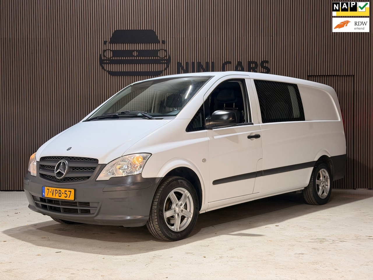 Mercedes-Benz Vito - 110 CDI 320 Functional Lang Invalide voertuig/Lift/5pers+rolstoel/Eerste eigenaar. - AutoWereld.nl