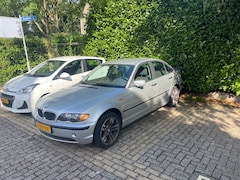 BMW 3-serie - 316i Essence