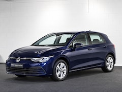 Volkswagen Golf - 1.0 eTSI | PDC | Stuur- en stoelverwarming | Apple CarPlay