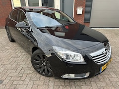 Opel Insignia - 2.0 T Sport / Navi / Leder / Camera / PDC / Stoelverwarming