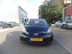 Toyota Aygo - 1.0 MET AIRCO 2010 5DEURS motor 110000 km