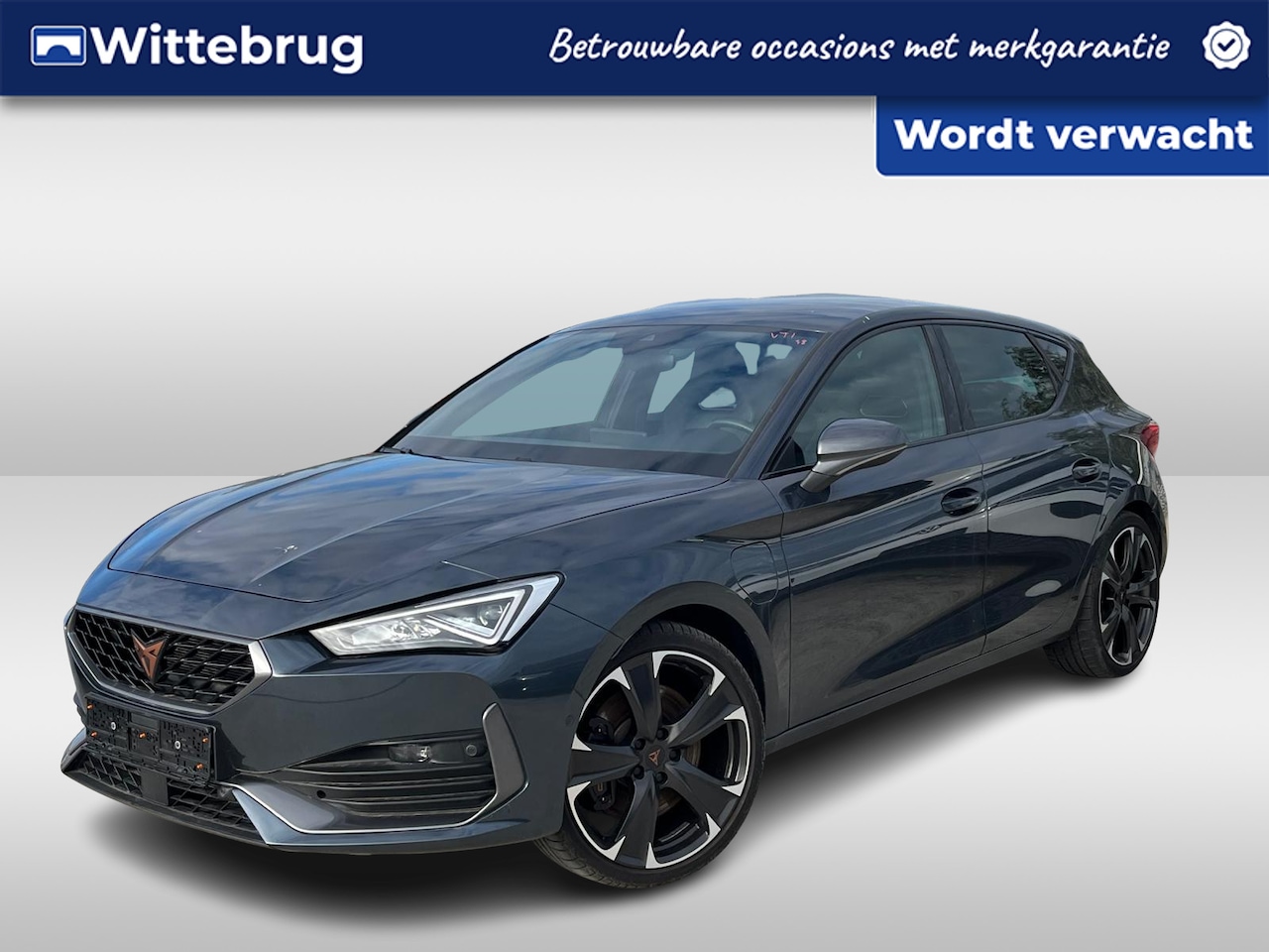 CUPRA Leon - 1.4 e-Hybrid 245PK VZ Performance / Achteruitrijcamera / Stuur + Stoelverwarming / Full-LE - AutoWereld.nl