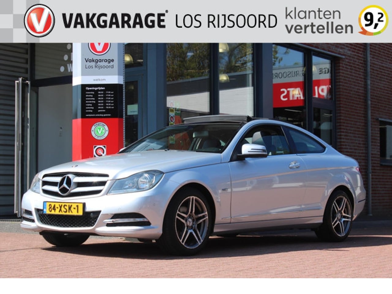 Mercedes-Benz C-klasse Coupé - C180 Aut. *180* | Trekhaak | Cruise & Climate Control | Schuifdak | Stoelverwarming | PDC - AutoWereld.nl