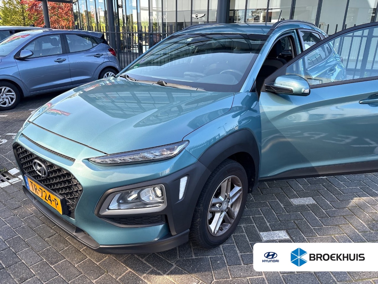 Hyundai Kona - 1.0 Turbo 120pk Essence | Camera | Carplay | Climate controle | Cruise controle | Trekhaak - AutoWereld.nl